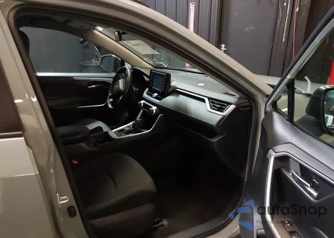 2021 Toyota Rav4 Xle из США, поврежденный, VIN 2T3P1RFV8MW221687